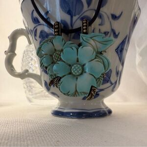 Monet carved Turquoise Lucite cherry blossom Flower brass leather Necklace